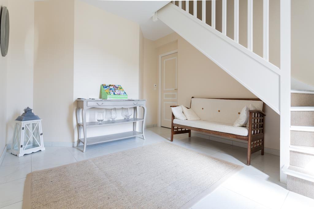Villa Tracy Guest House Екстер'єр фото
