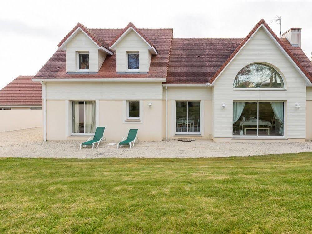 Villa Tracy Guest House Екстер'єр фото